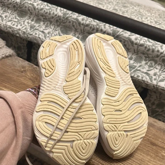 Women’s Brooks Glycerin 22-Taupe - Picture 5 of 6